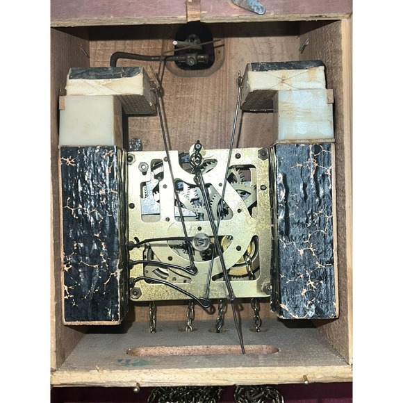 Vintage Hubert Herr Black Forest Cuckoo Clock -Germany - Picture 6 of 10